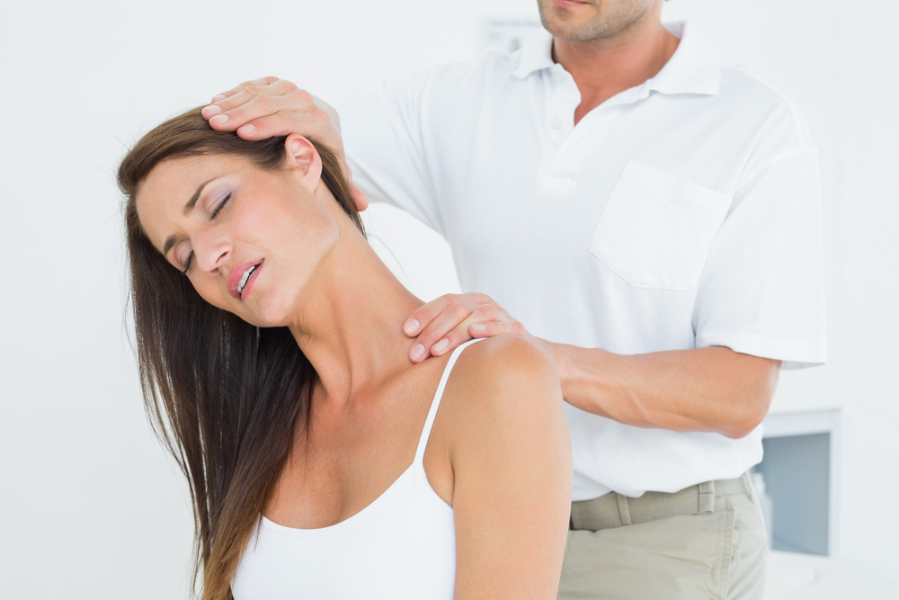 Working With A Chiropractor To Treat Migraines